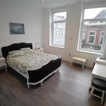 Leuze Escale Hotell Exteriör bild