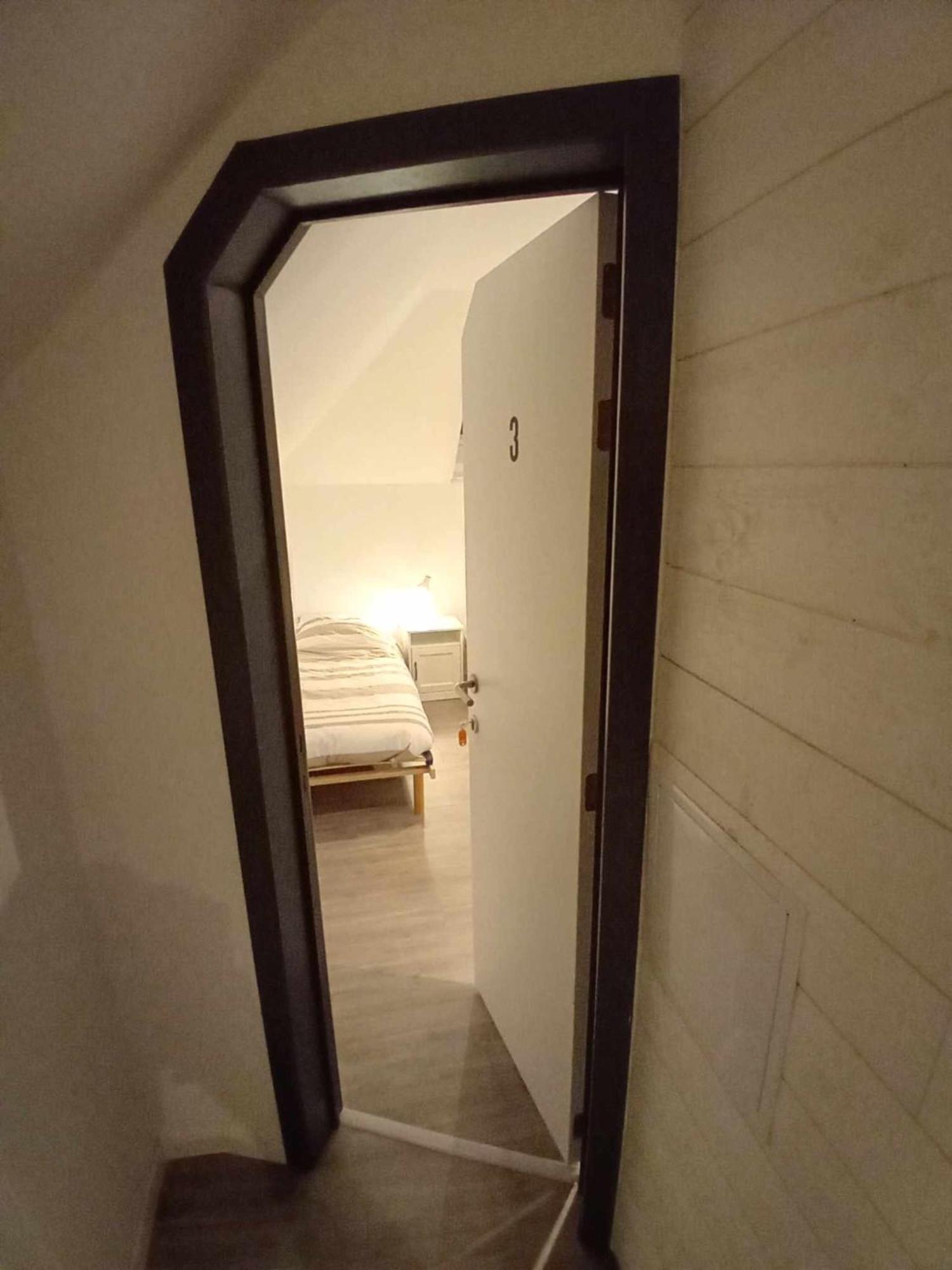 Leuze Escale Hotell Exteriör bild