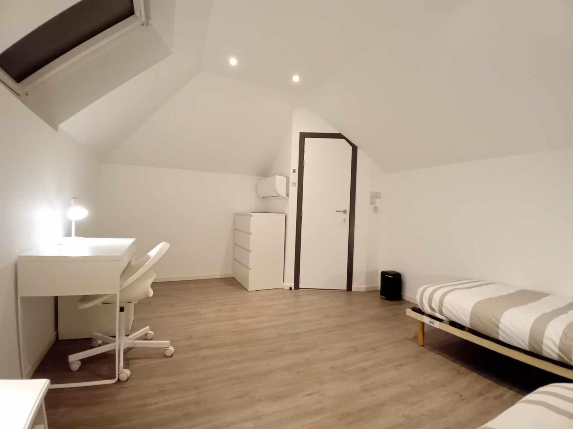 Leuze Escale Hotell Exteriör bild